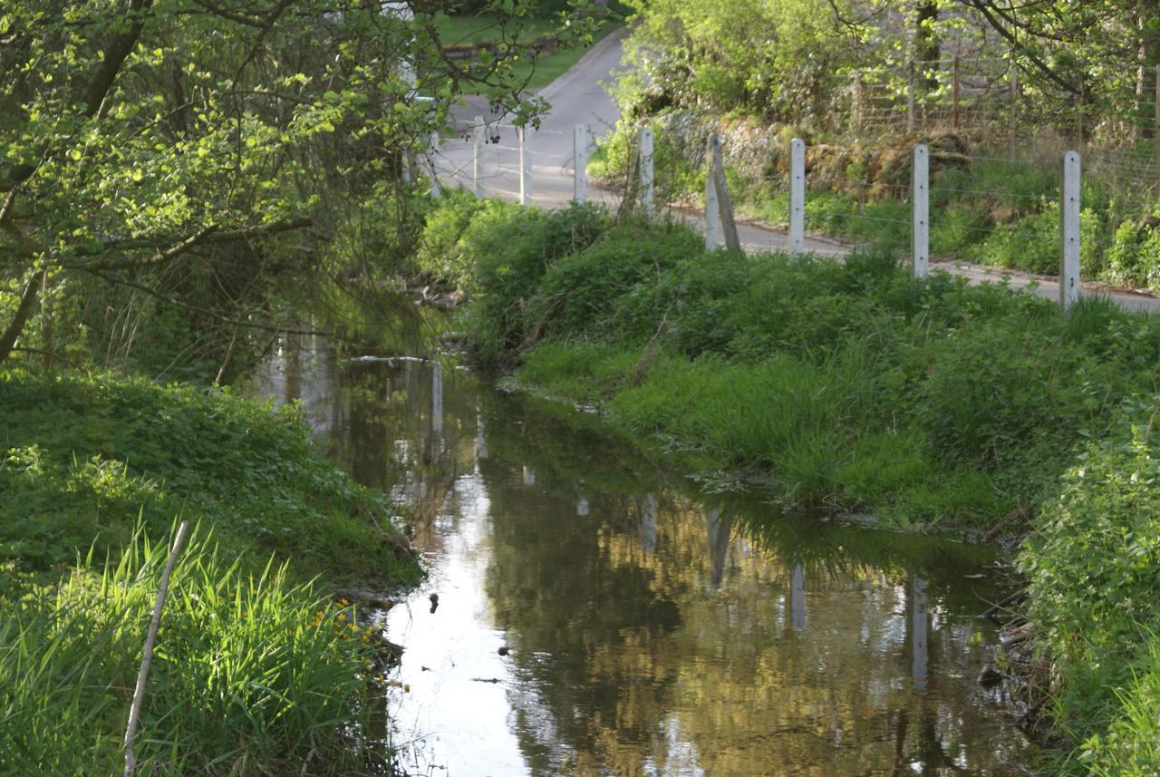 Le Gite De L Ourthe Ortheuville Exterior photo