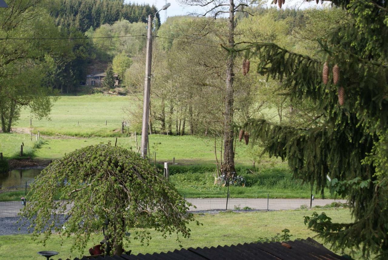 Le Gite De L Ourthe Ortheuville Exterior photo